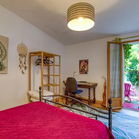 Apartment Gaia Poussan